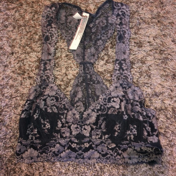 2 Bralette tops - Picture 4 of 6